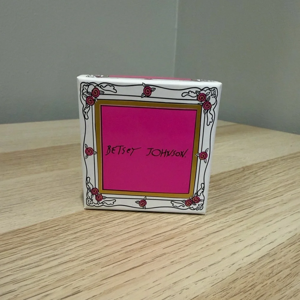 Betsey Johnson Panda Pearl Charm Bracelet/ New with tag - Picture 9 of 9